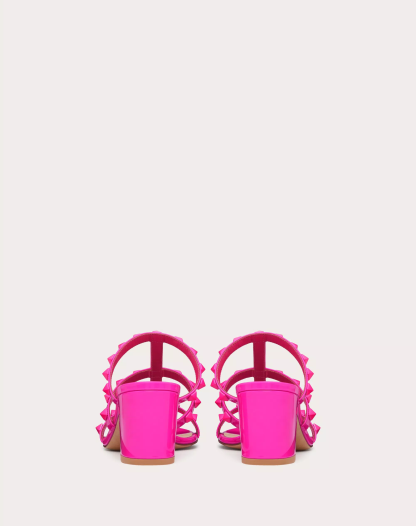 ROCKSTUD PATENT-LEATHER SLIDE SANDAL 60 MM